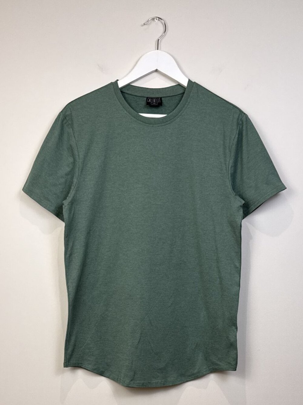 🔥4 for $20🔥 Caliville Mens Crewneck Short Sleeve Curved Hem Tee Medium Green